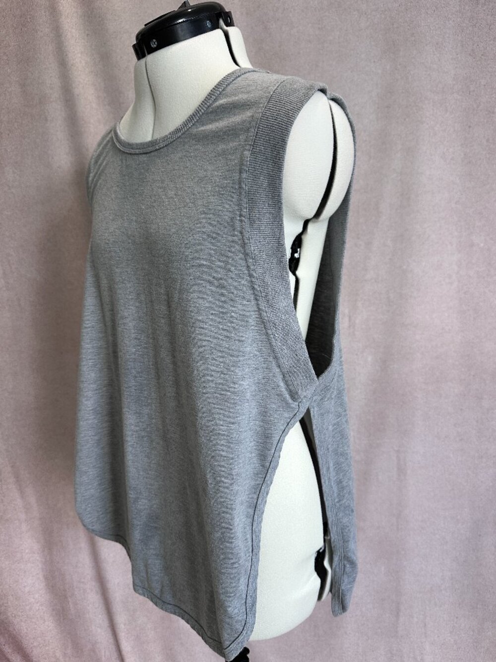Oversized Sleeveless Side Slit Long Tank Top, Large